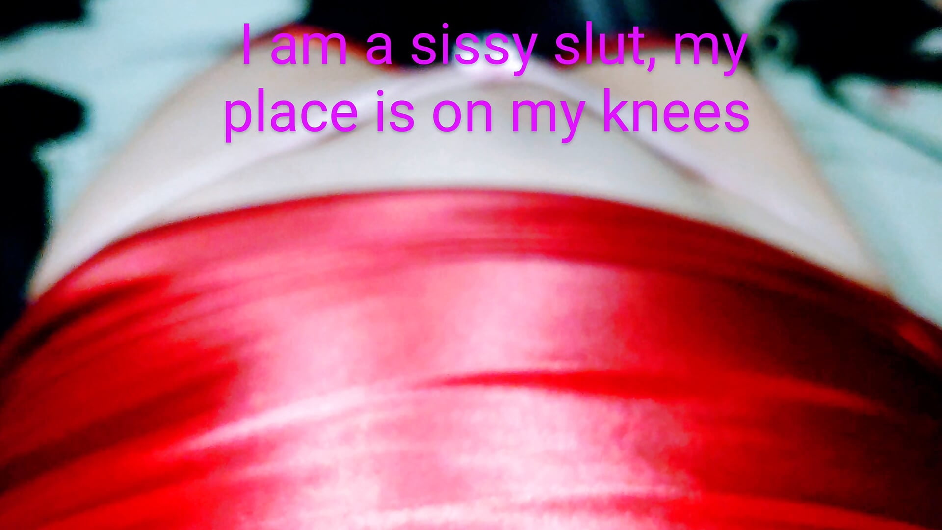 I am a sissy slut, my place is on my knees - video by Slut_Sissy_Bitch cam model