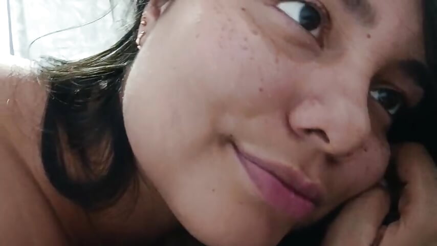 This is the first view you have in the morning - video by evaa_greey cam model