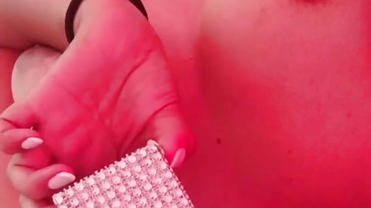 I already have your gift for this Christmas 🎁🎄🍒 - video by evaa_greey cam model