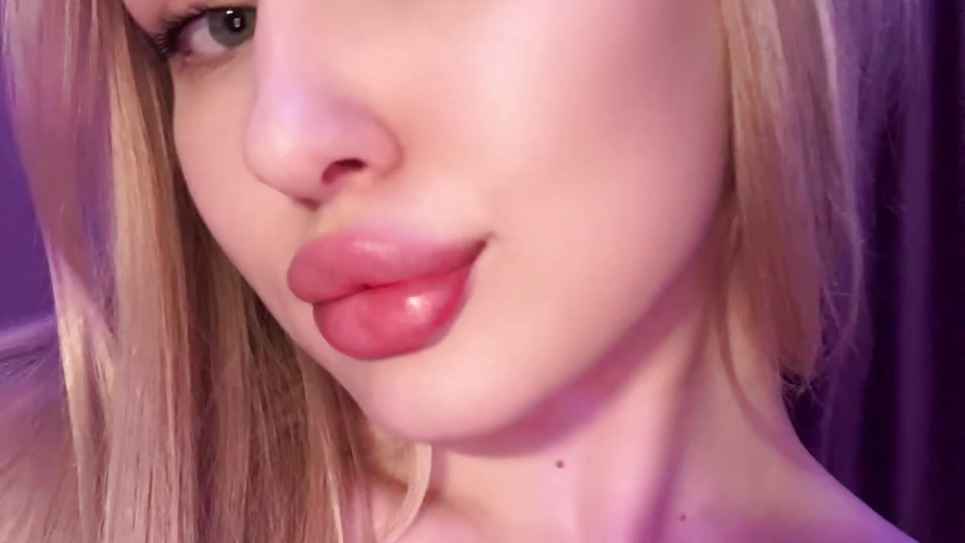 💕 - video av Emelia_Angel cam-modell