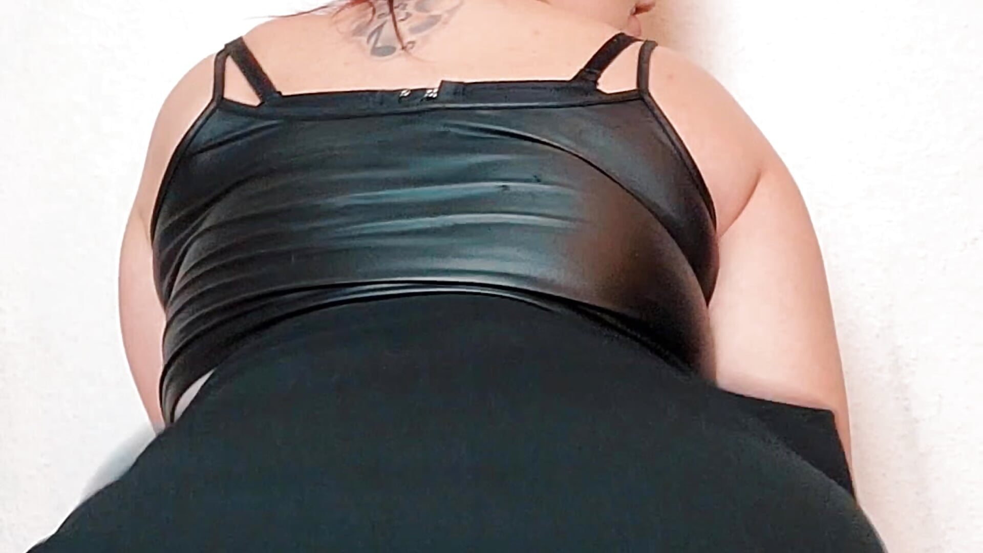 Lass mich für dich reiten – 8 Minuten voller Leidenschaft und nackter Titten 😜🍑 - video od modelky/modela Jinyxx3