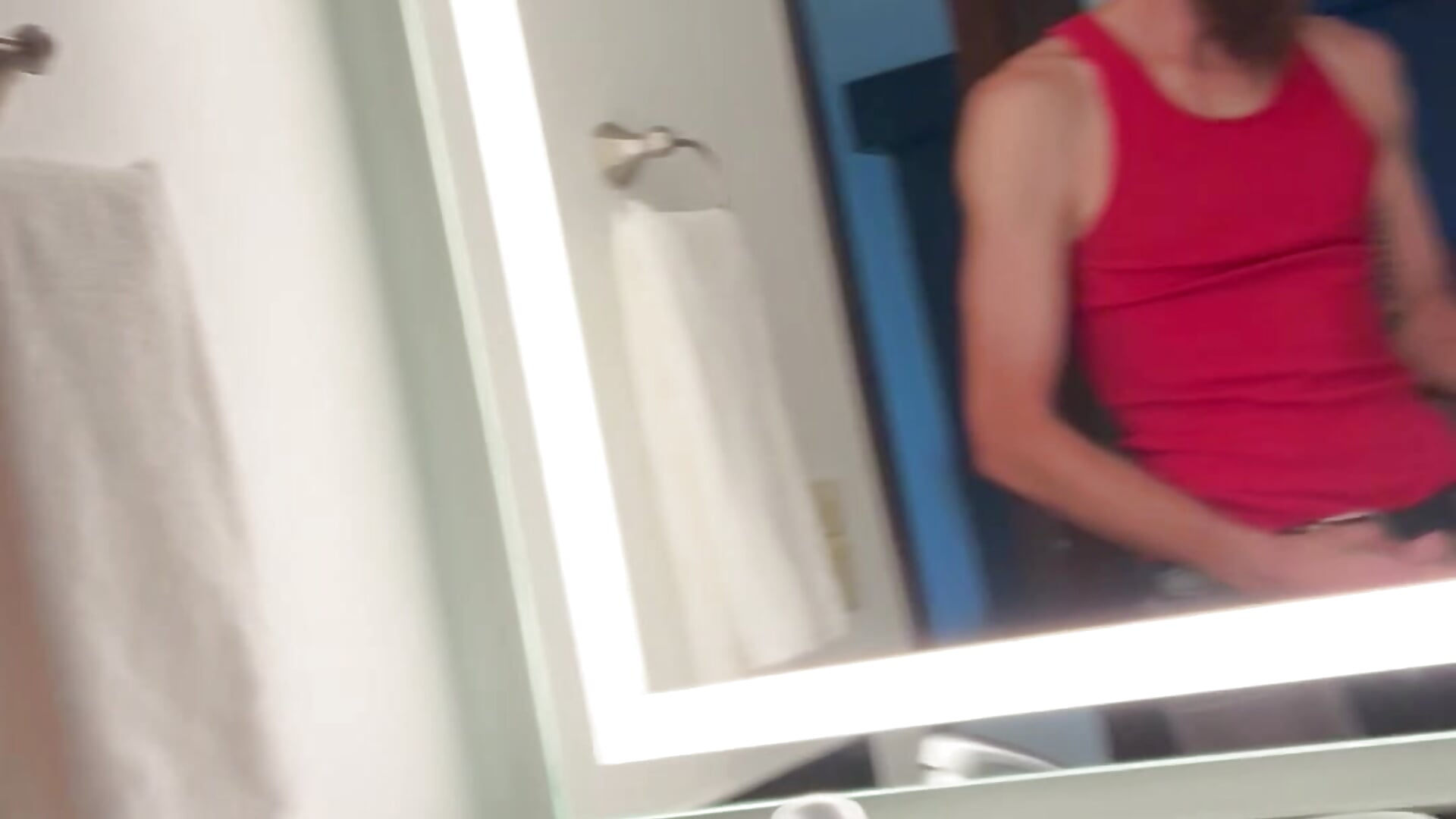 jerking off in hotel room - vidéo du modèle de showcams FeelingUnwanted