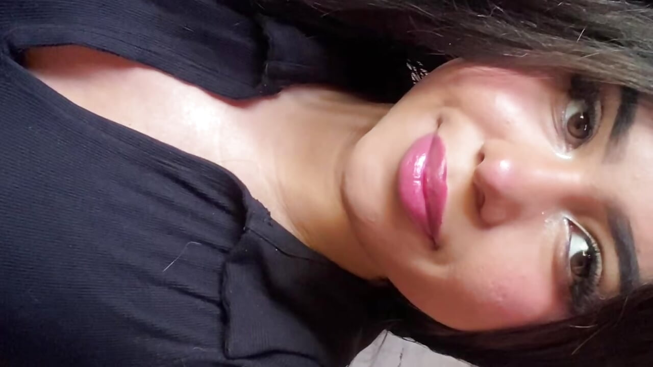 profile-intro-video-1786138711 – video modela na kameri Annita001
