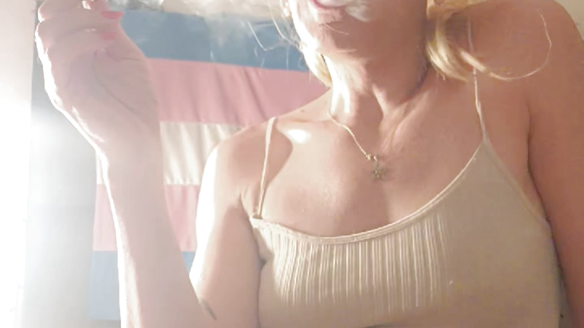 Smoking fet at 6 am - video by verosmokes cam model