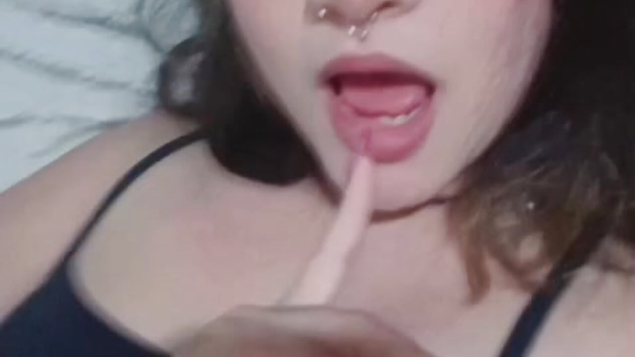 ❤️❤️ - video by Shanntal_ cam model