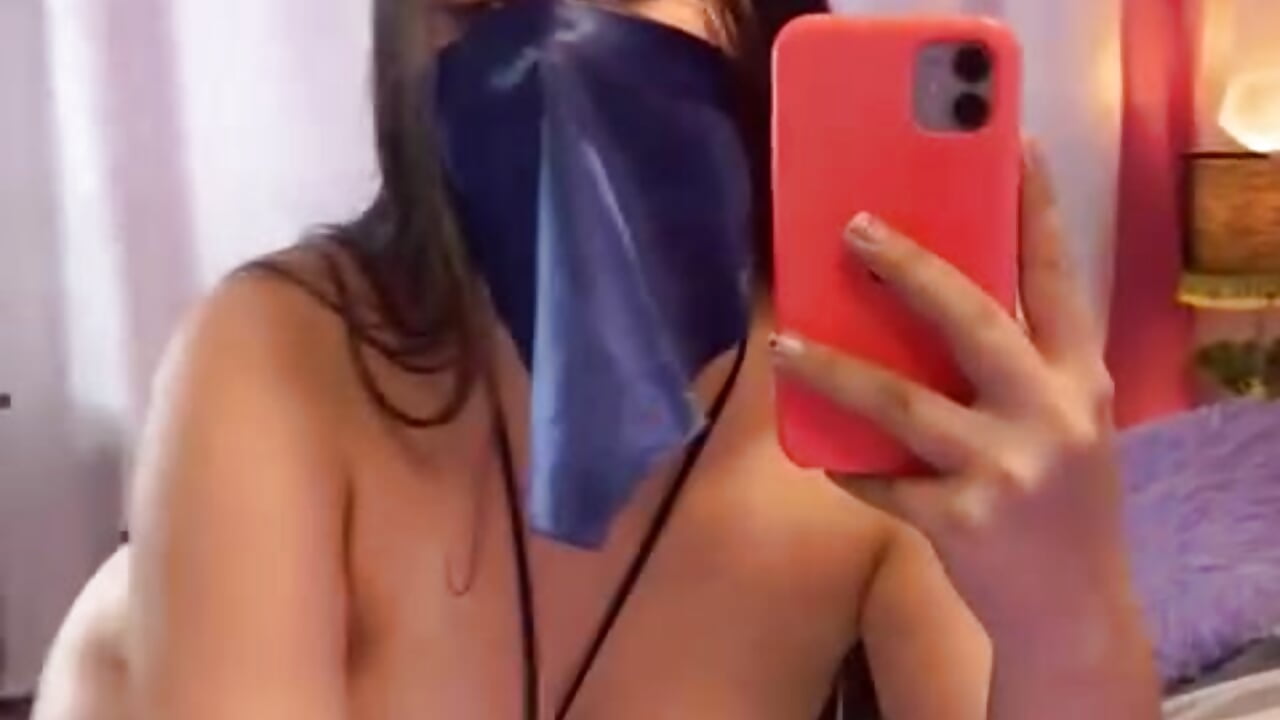 What is your favorite color? - video by LeilaRasi cam model