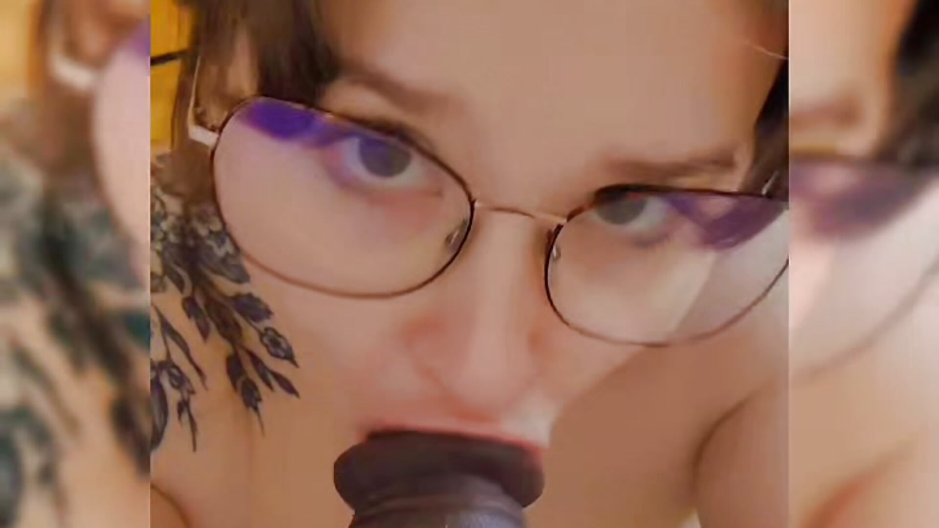 Let me suck you off daddy - video by MrsJess cam model