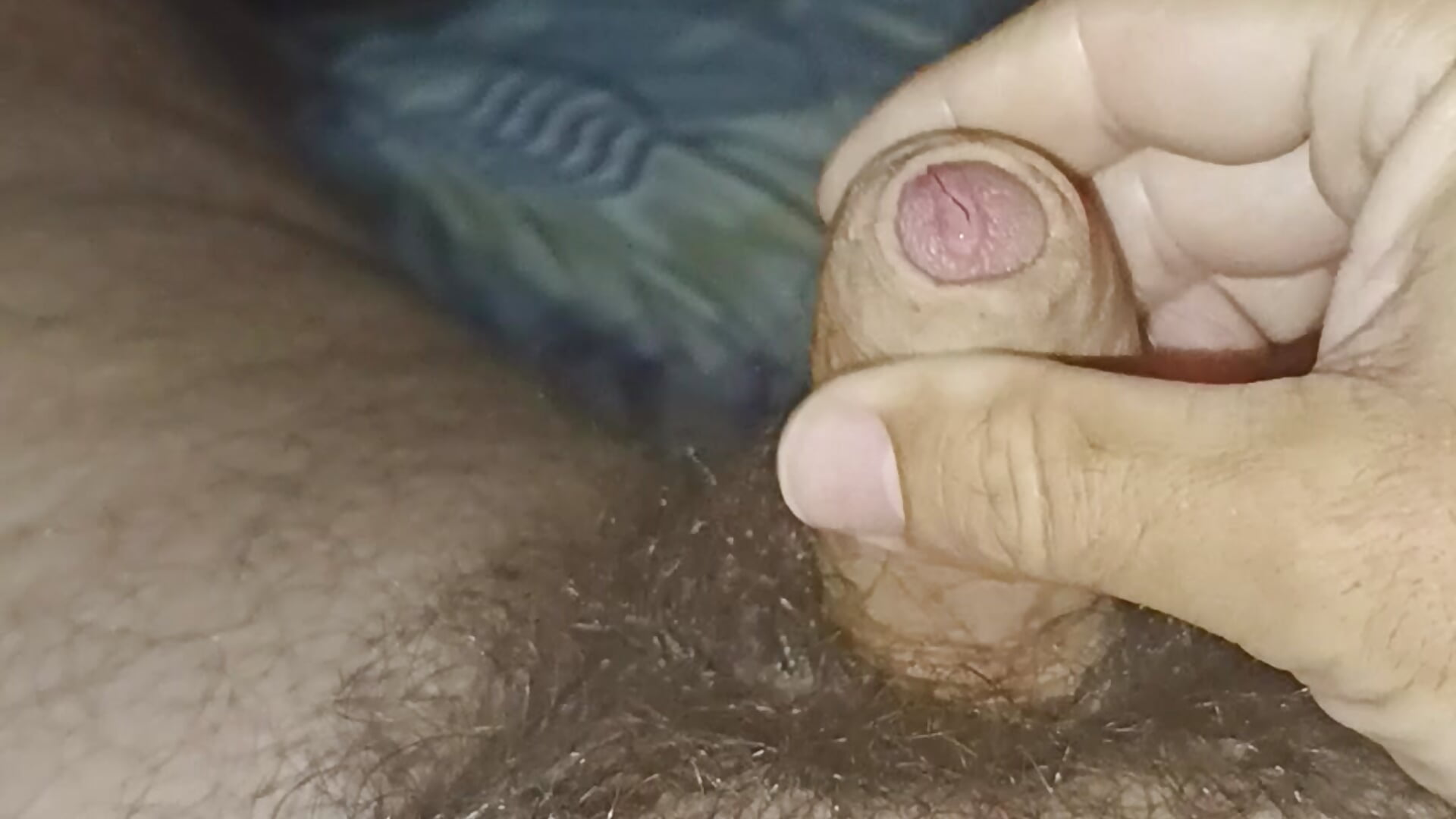 🤤🤤 branlette dans la voiture Éjaculation 🤤🤤
