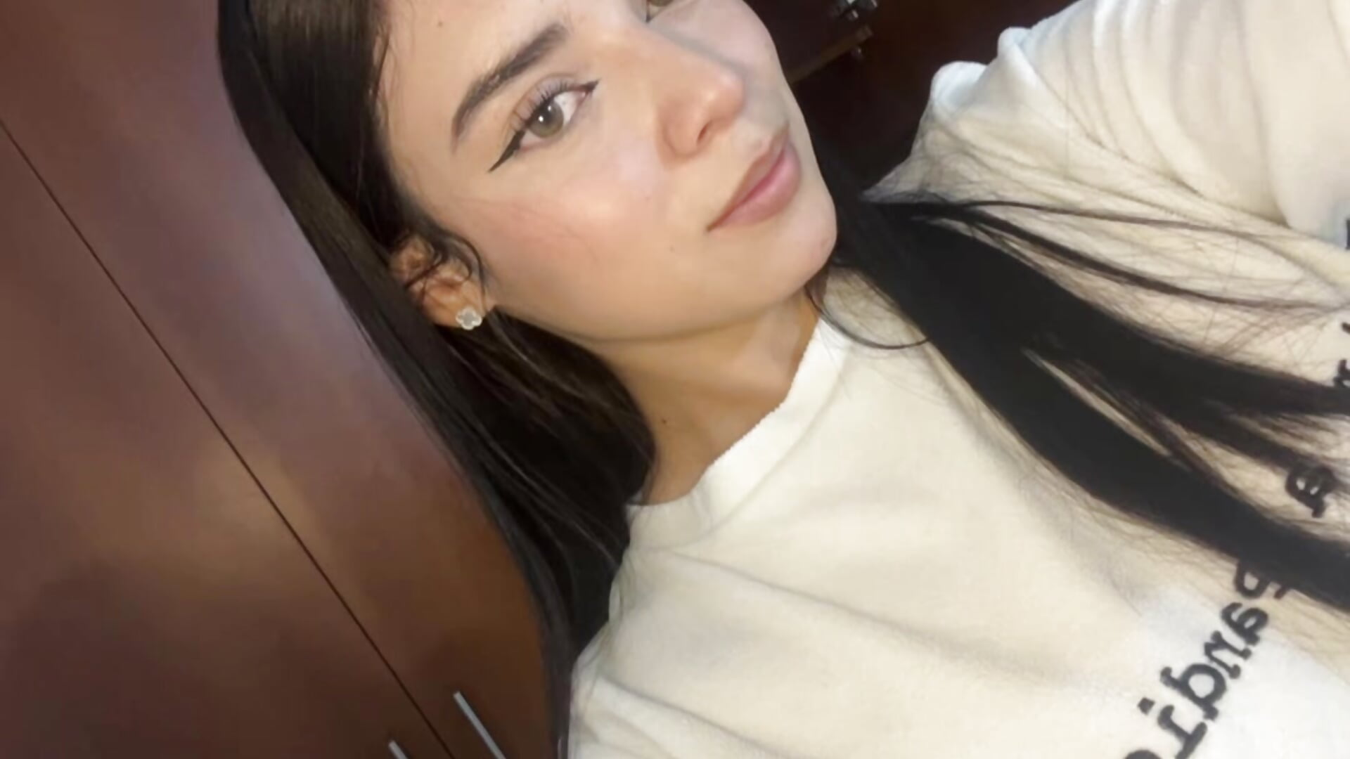 🩶 – video od webkamerové modelky eileensophi