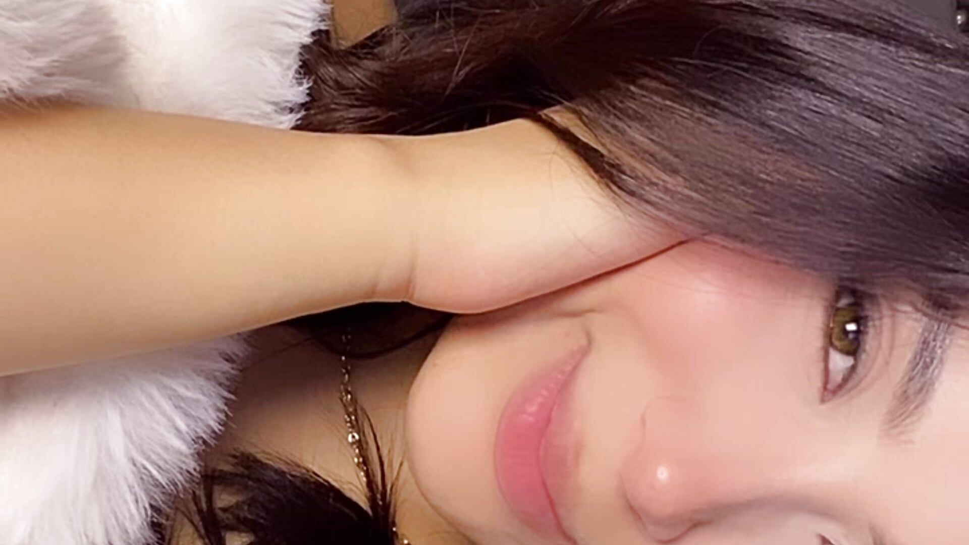 GLAMOUR - vídeo de AylinQueen