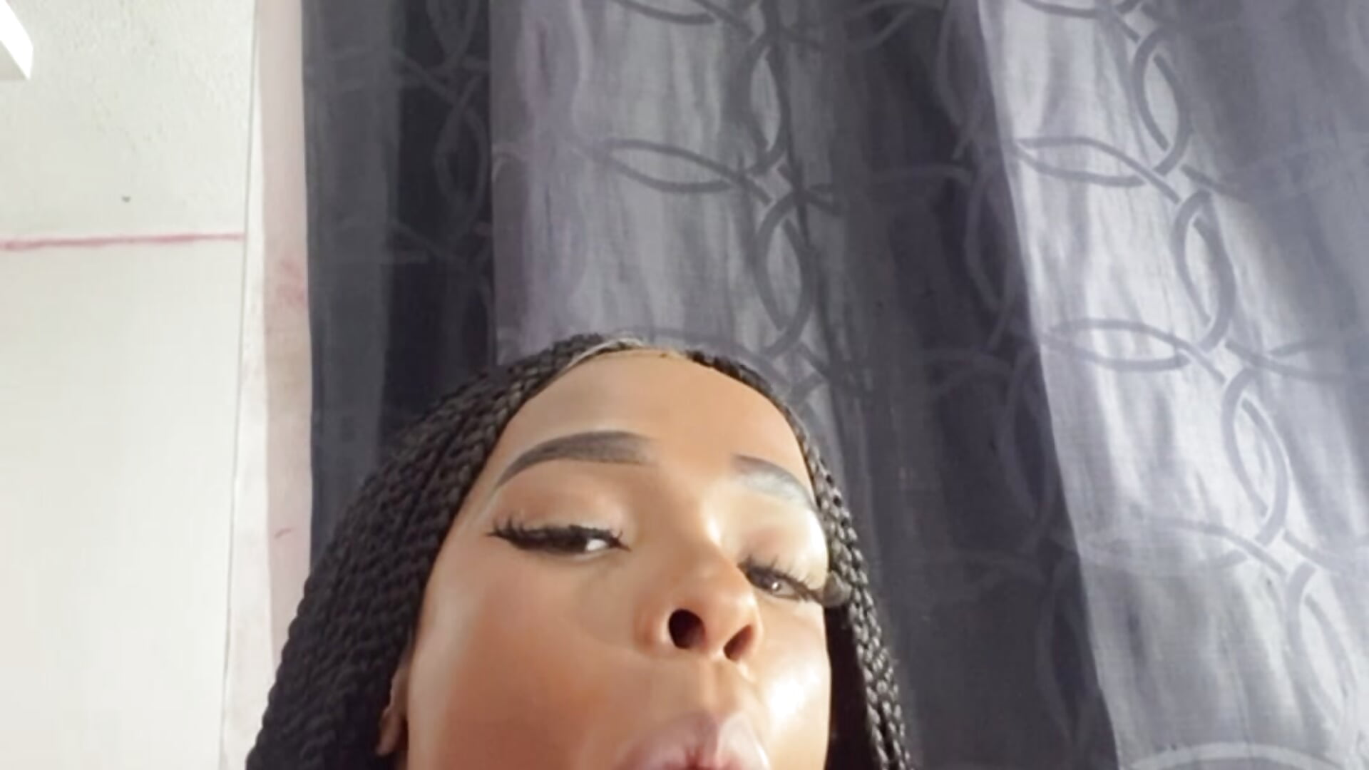 Do you want me to suck your penis? - video di k_stormi_ modella di cam