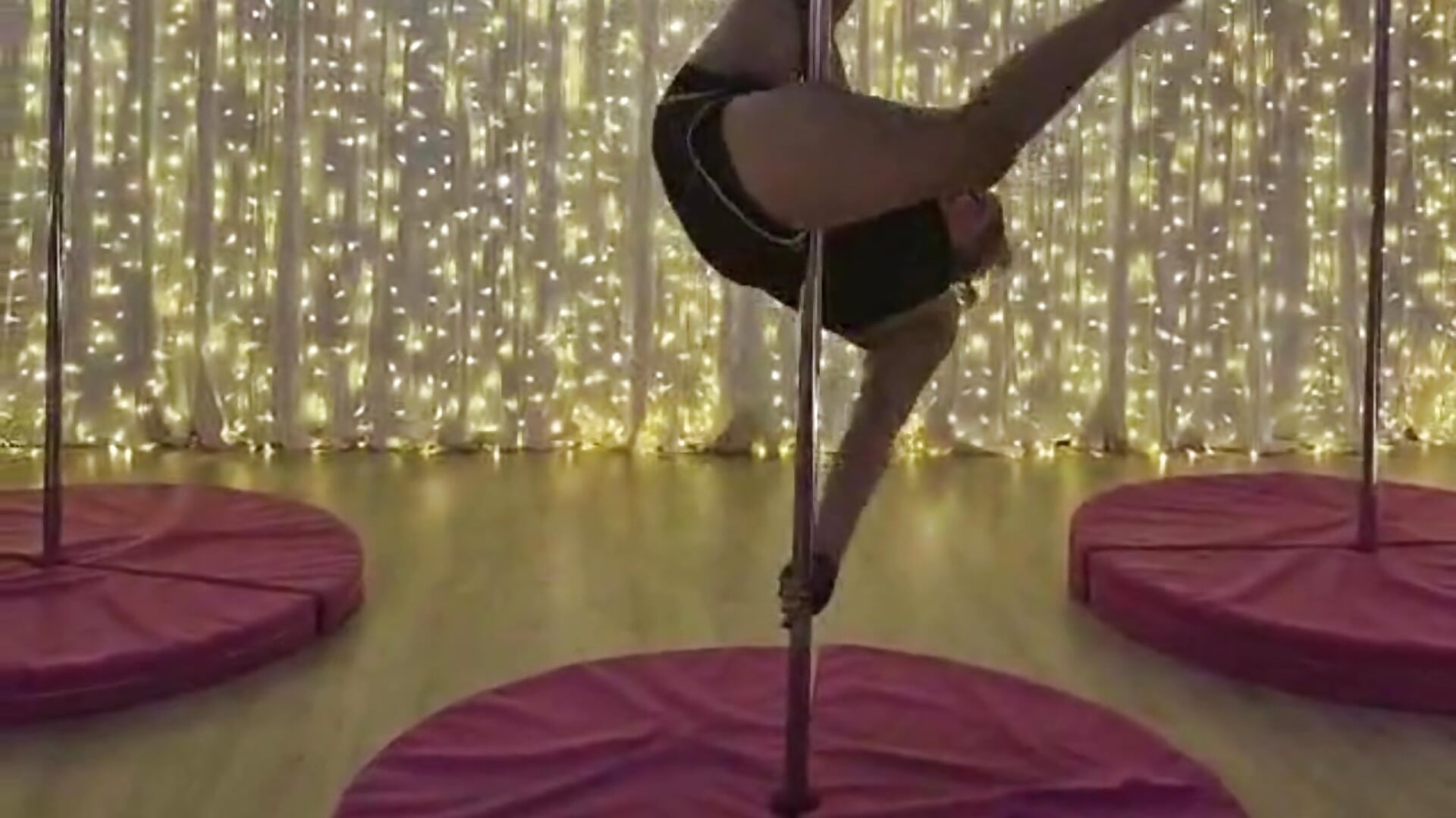 Wobbly Goddess :D - video by GoddessAlimony cam model