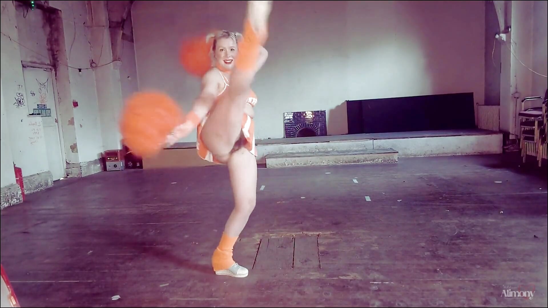 CHEERLEADER HUMILIATION Full Video - video av GoddessAlimony cam-modell