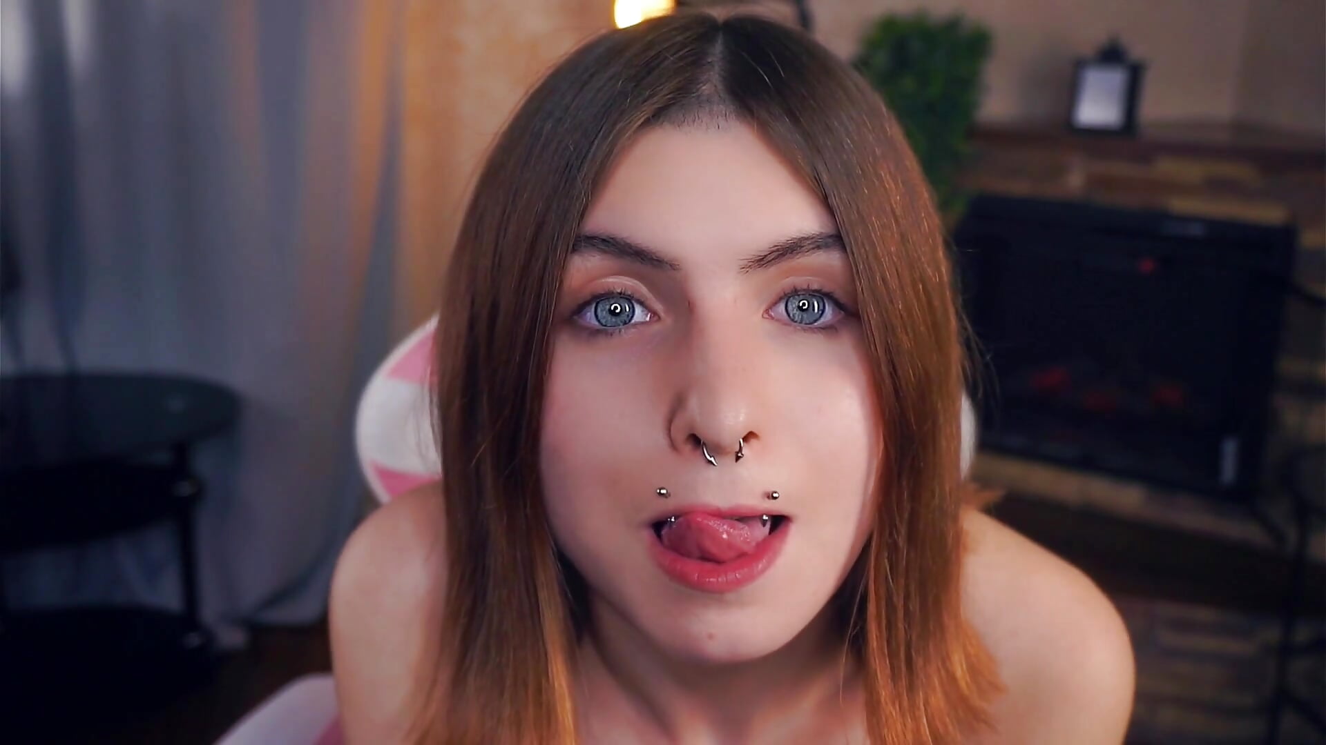 Do you love my piercing ?