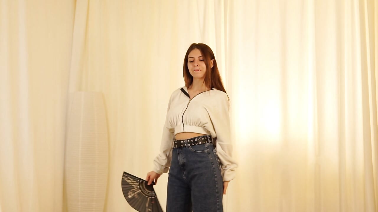 In the mist - video by ErlinaBuoy cam model