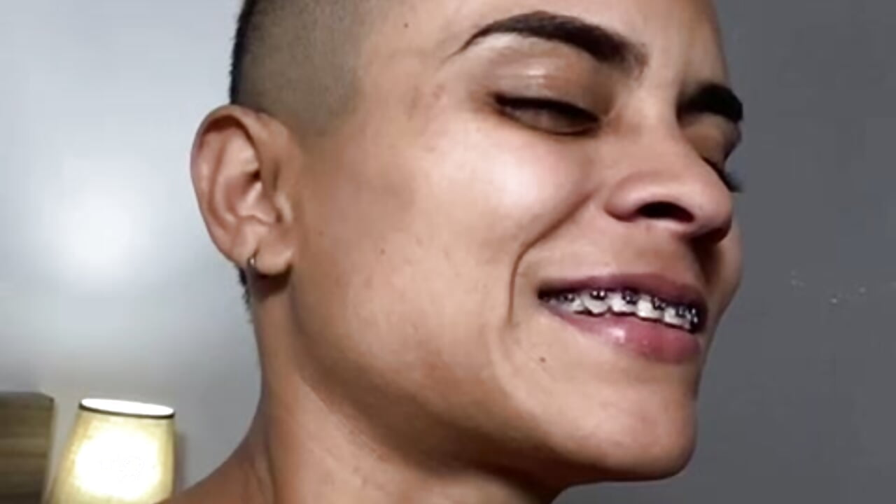 When you feel sad remember that a smile is the cure for your bad moment 🥲 - video của người mẫu cam Liiamthompson