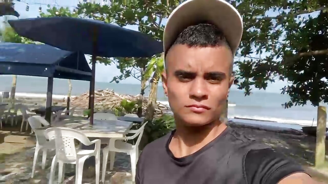 A lovely beach vacation 😎 - video av Liiamthompson cam model
