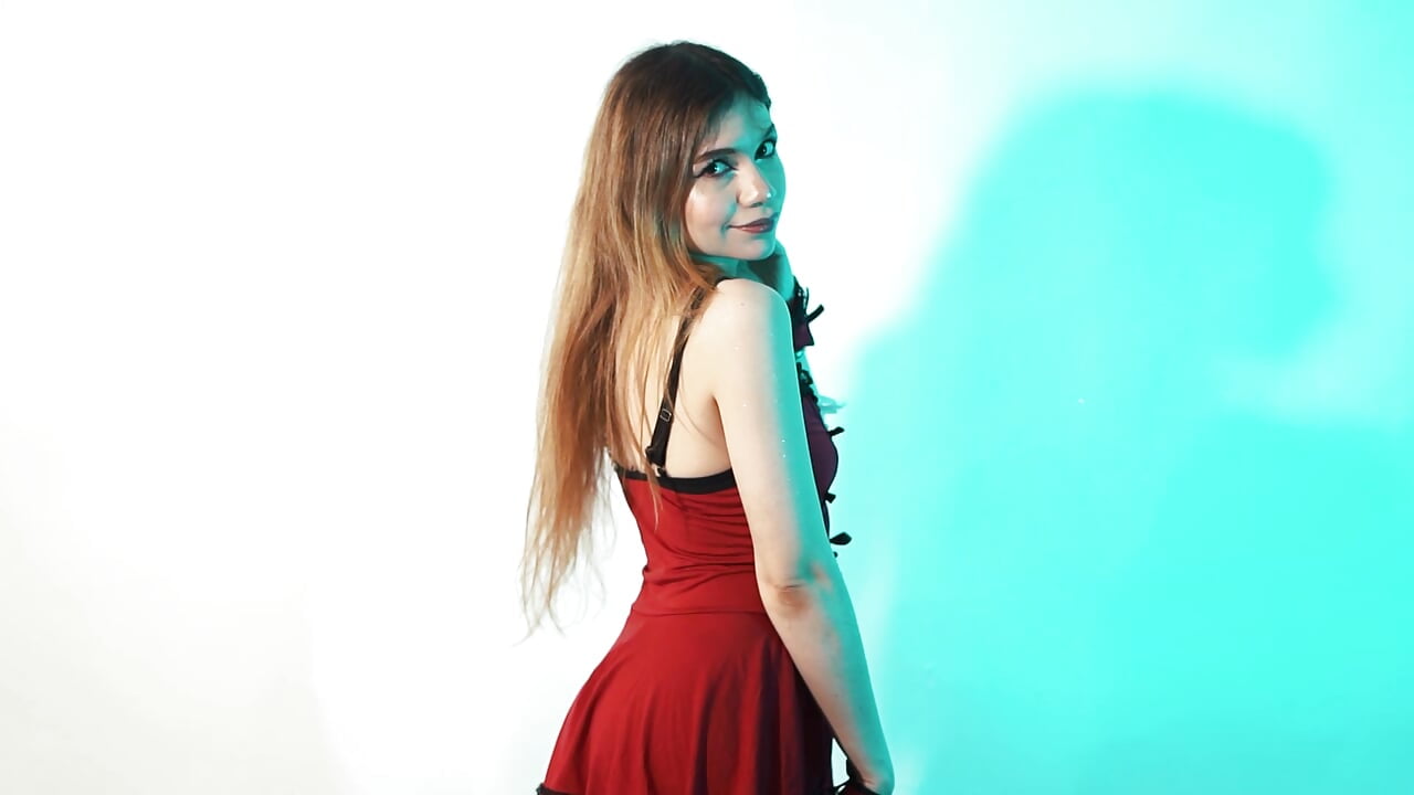 intro - vídeo de SofiArias modelo de câmara