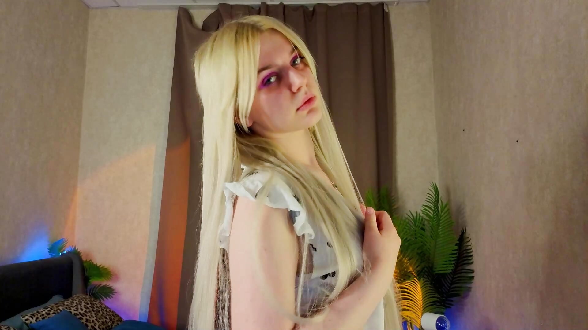 Would you like to see a sequel? - video by Gretchen_Mol cam model