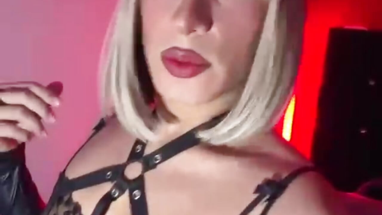 Vídeo  4718 de modelo de vídeos aisha_braunn – em alta