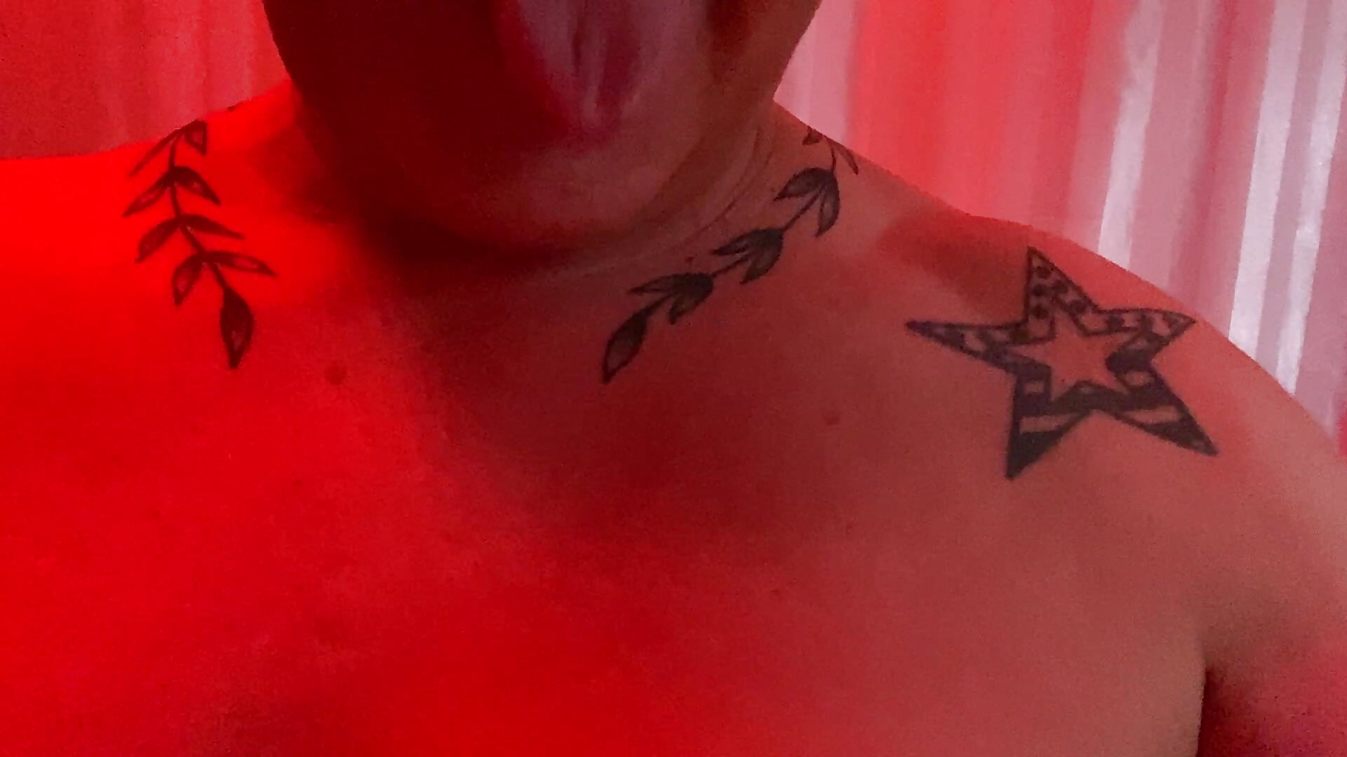 Just a greeting to my friends and followers… 😈 - video by BOOTS cam model