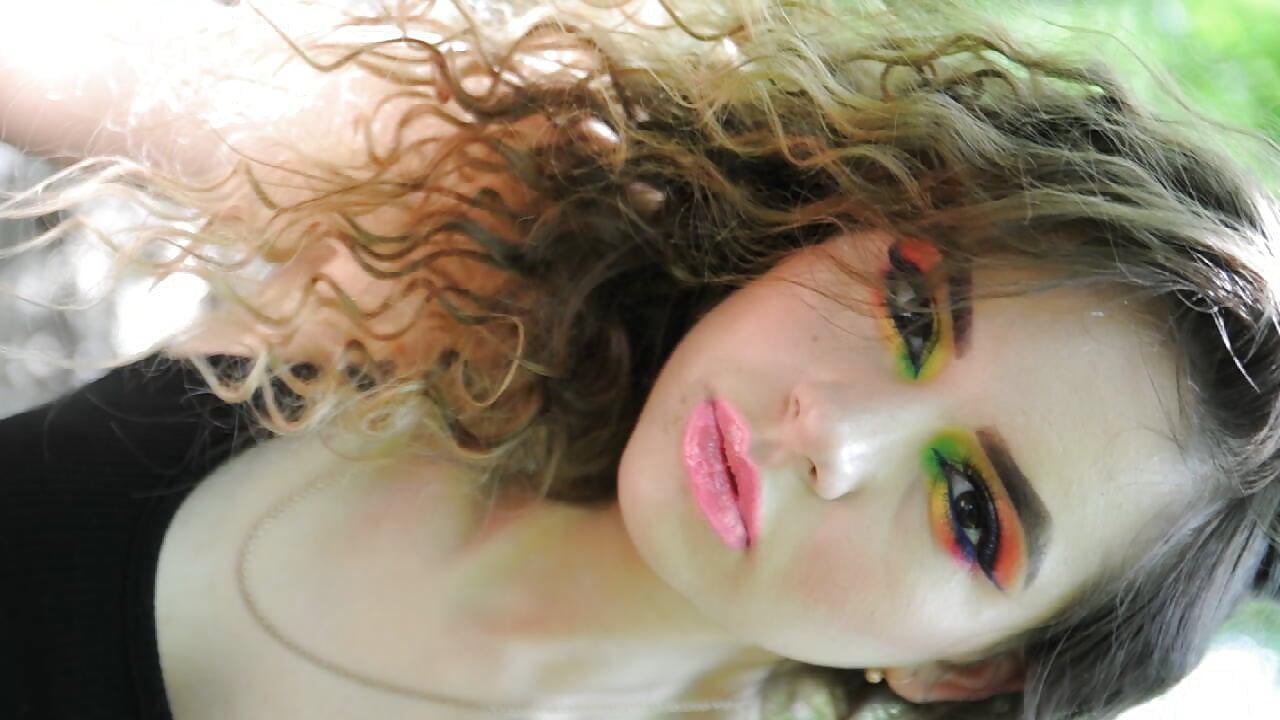 My video - video van Rose_Hicks