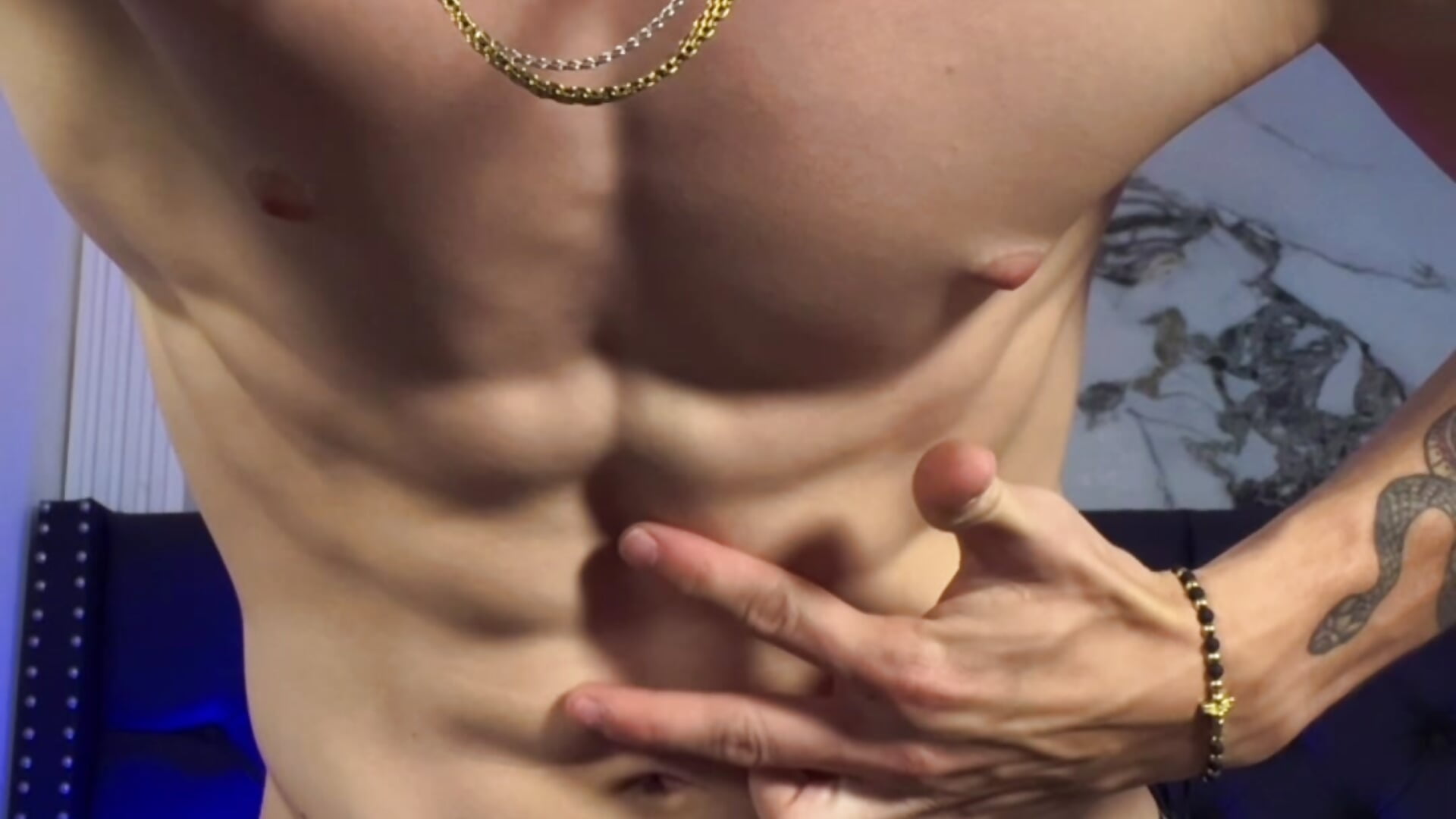 ABS🔥－カメラキャストのmarcuscollins1_の動画