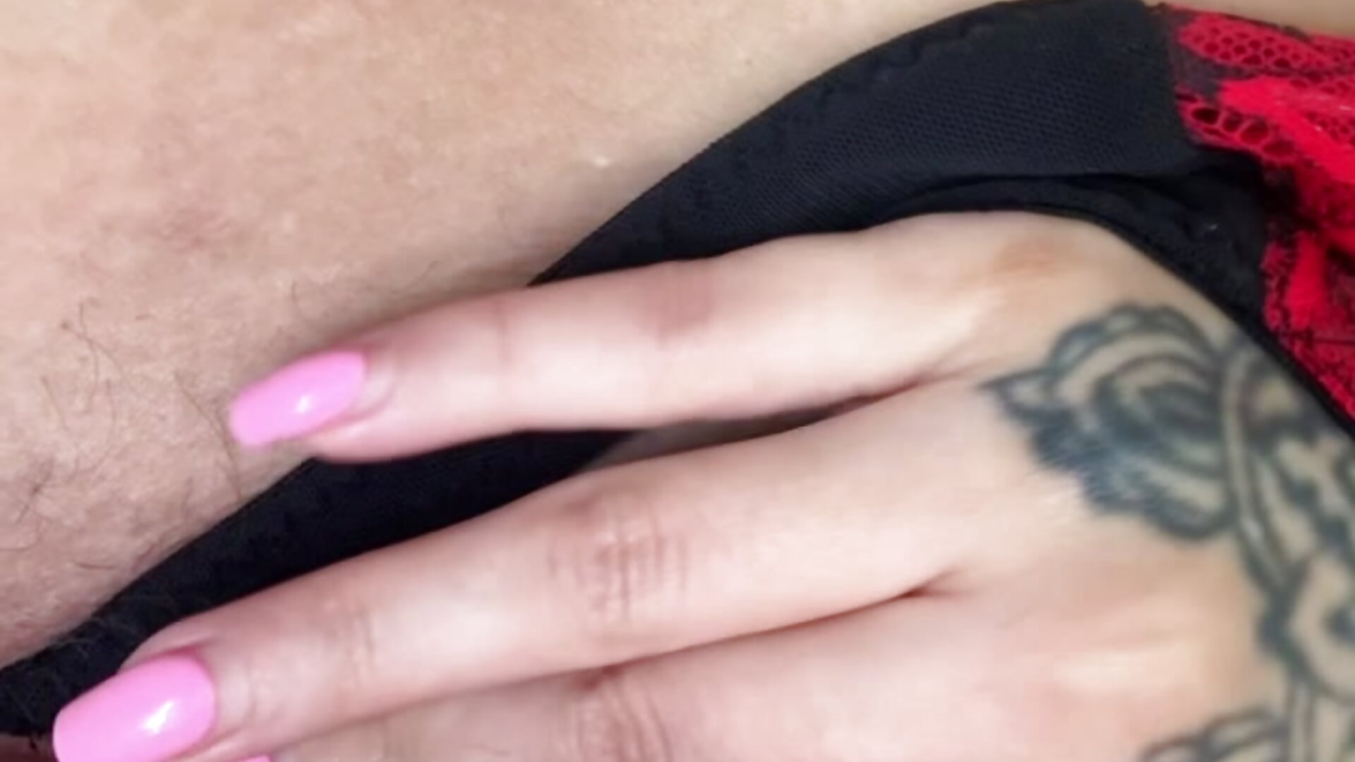 Look at all the cum my fingers made 🤤