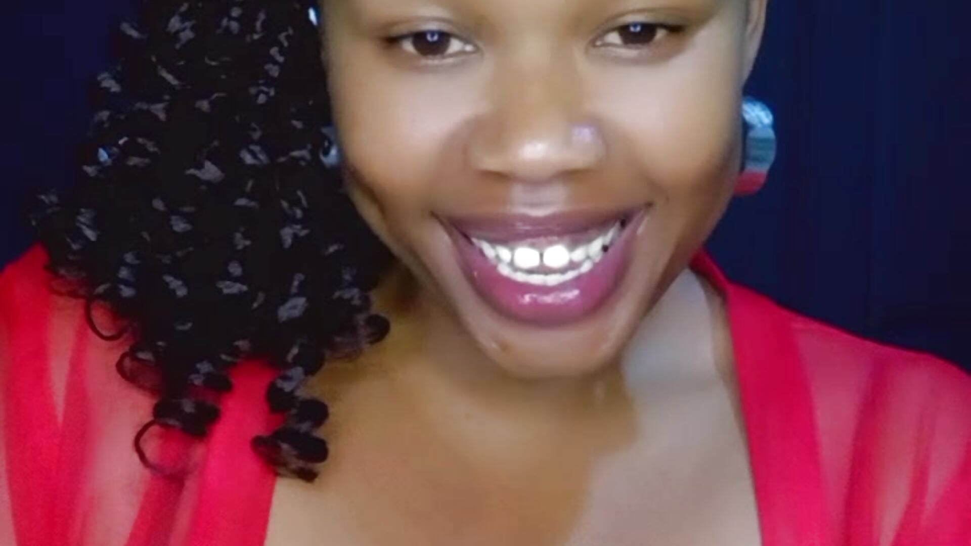 Mukhadzi vaKK - 視頻由 Zura_Sonsu 主播提供