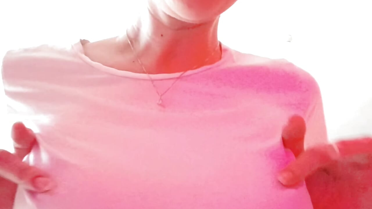 profile-intro-video-1746802412 - video by Raluca_Fr cam model