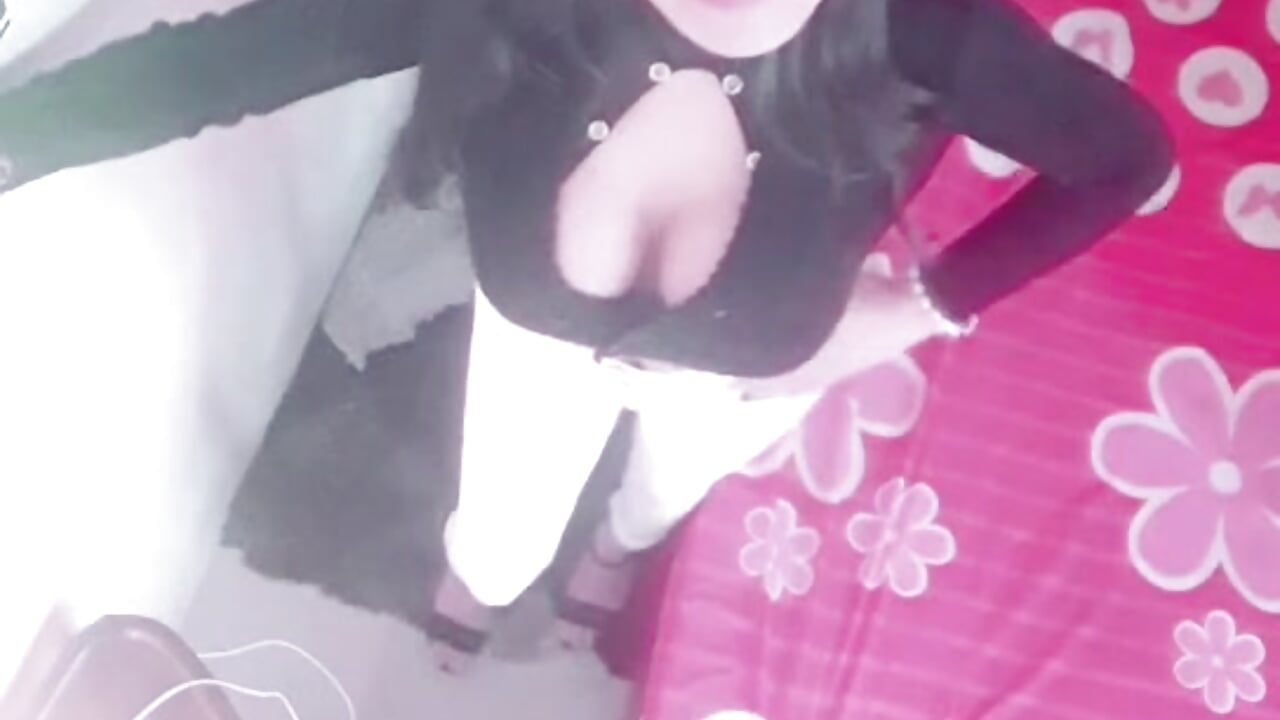 #small but feisty hehehe 😺🥰🥰