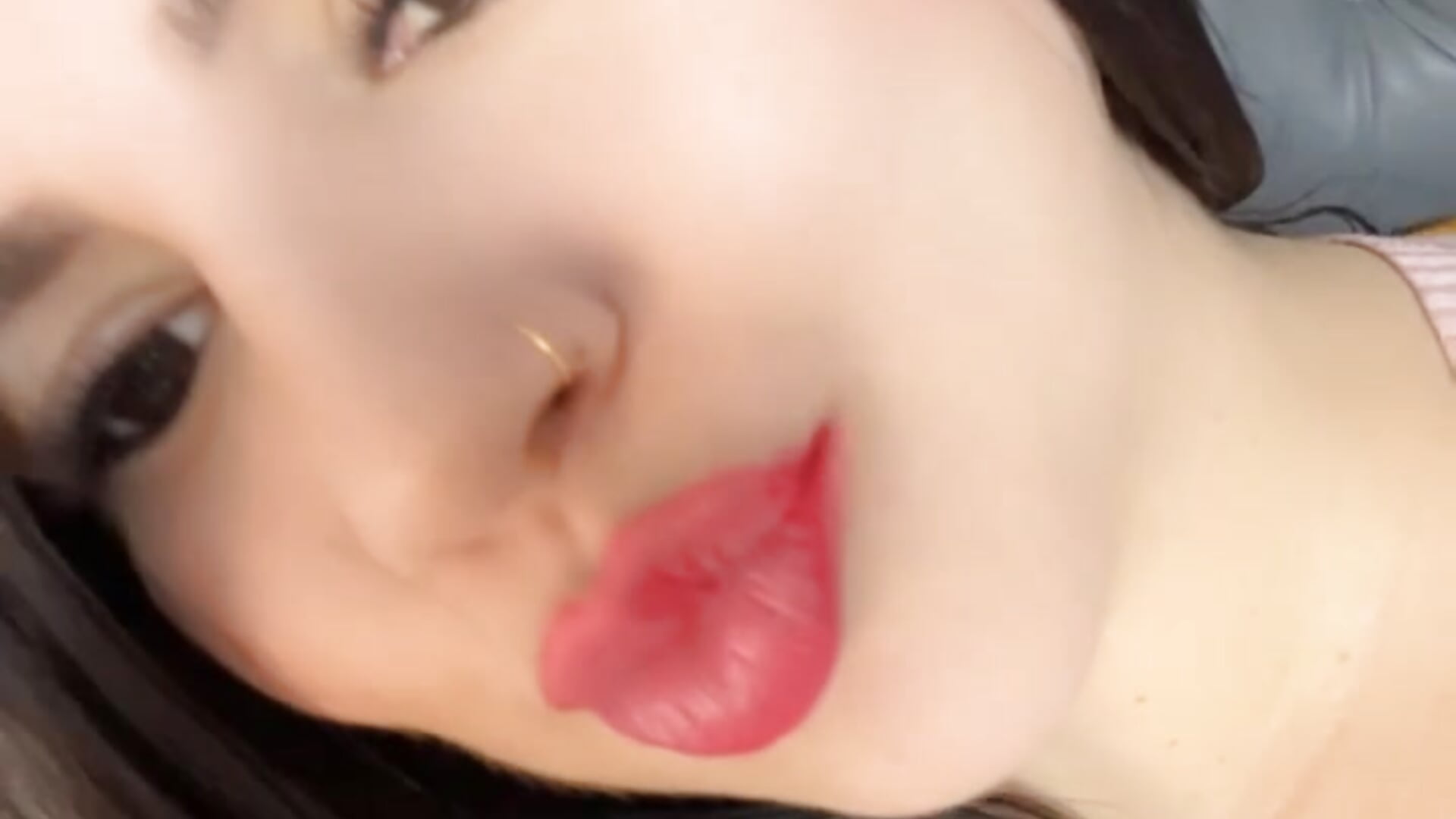 Kiss Love 😘 - video by PamelaJonees cam model