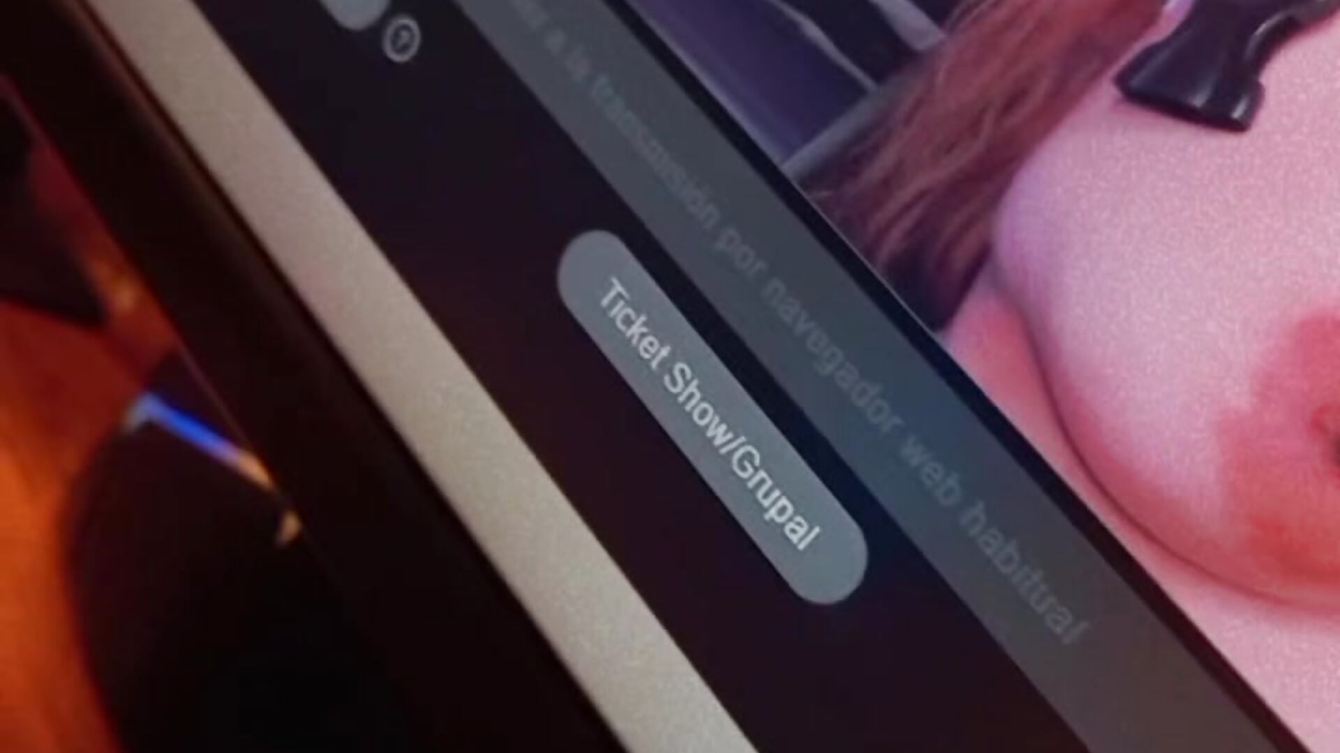 Tits - clip cu KitCatxx model videochat