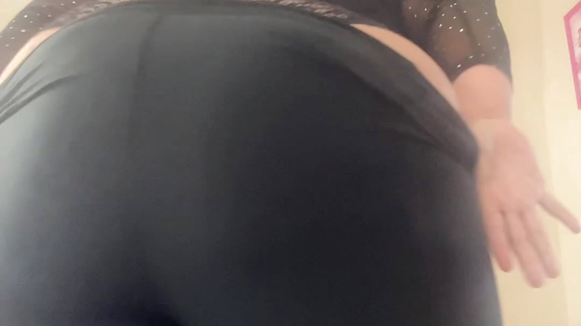 Quieren ver este culo en acción 🤤🥵 - Video von EdumarAviles