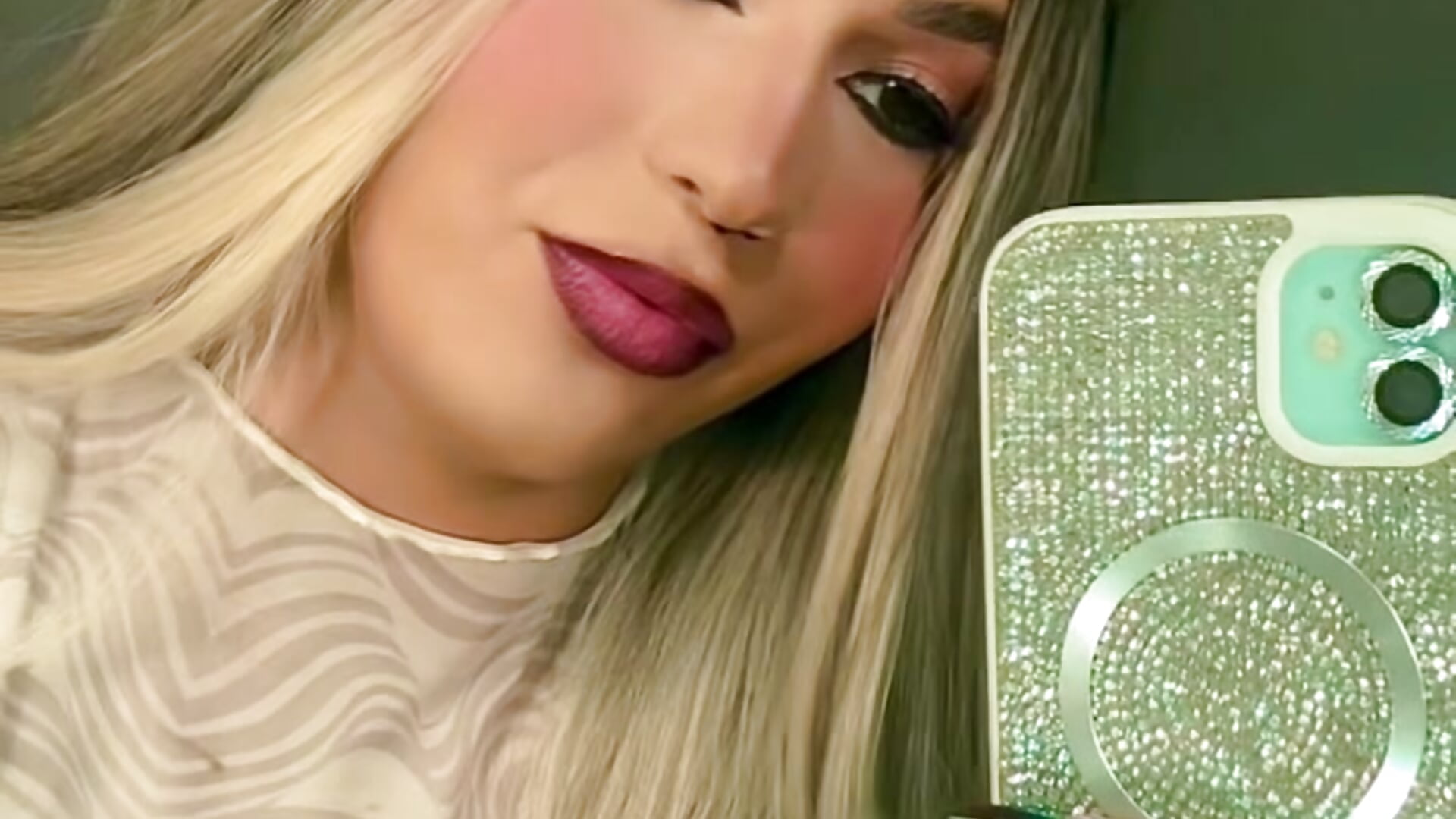 😍 – video modela na kameri Megan2077