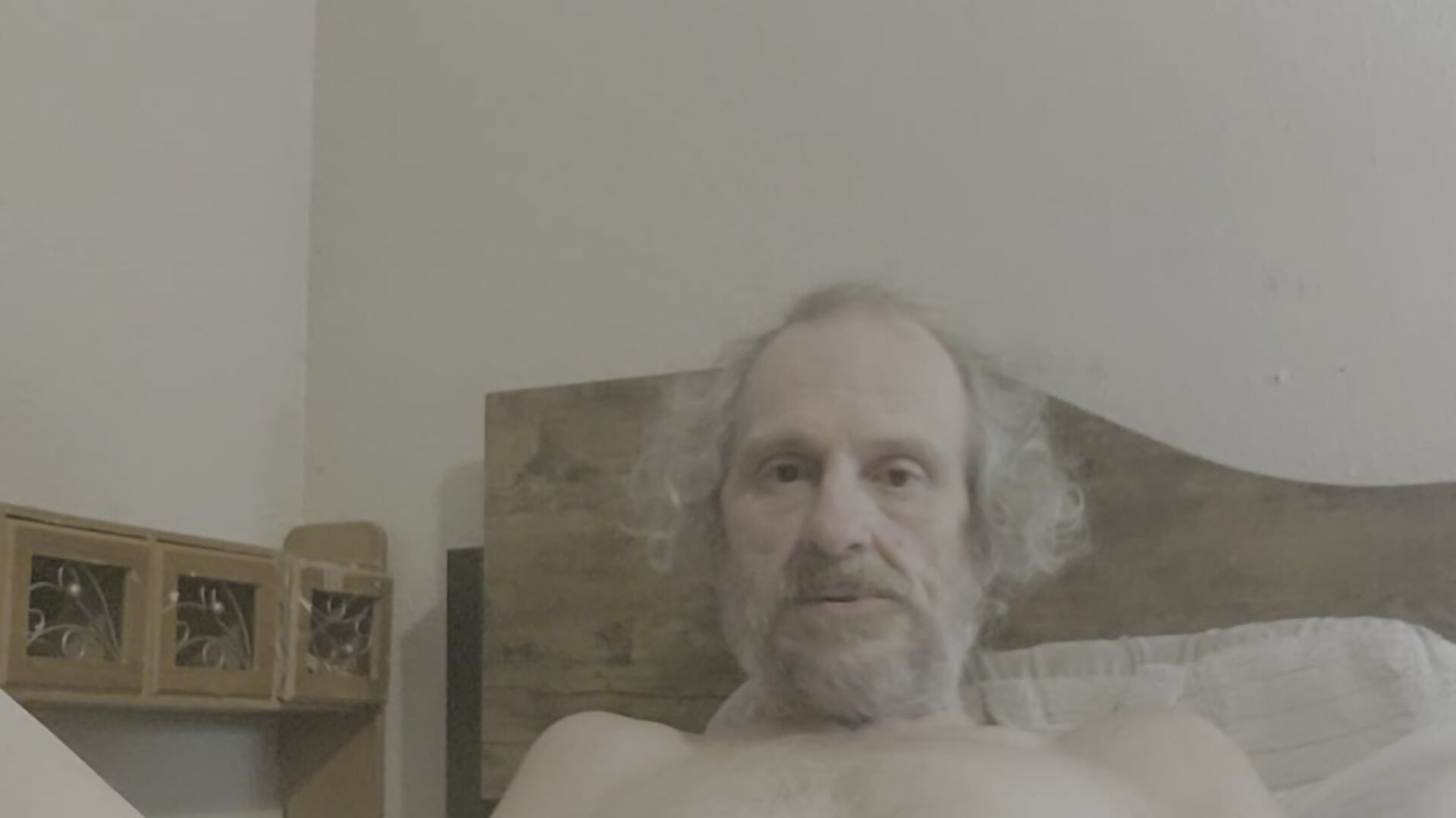 Fuckmehard09(2025) merry Christmas my first  WET video  golden  surprise  ??? - فيديو من Prince13144 موديل الكام