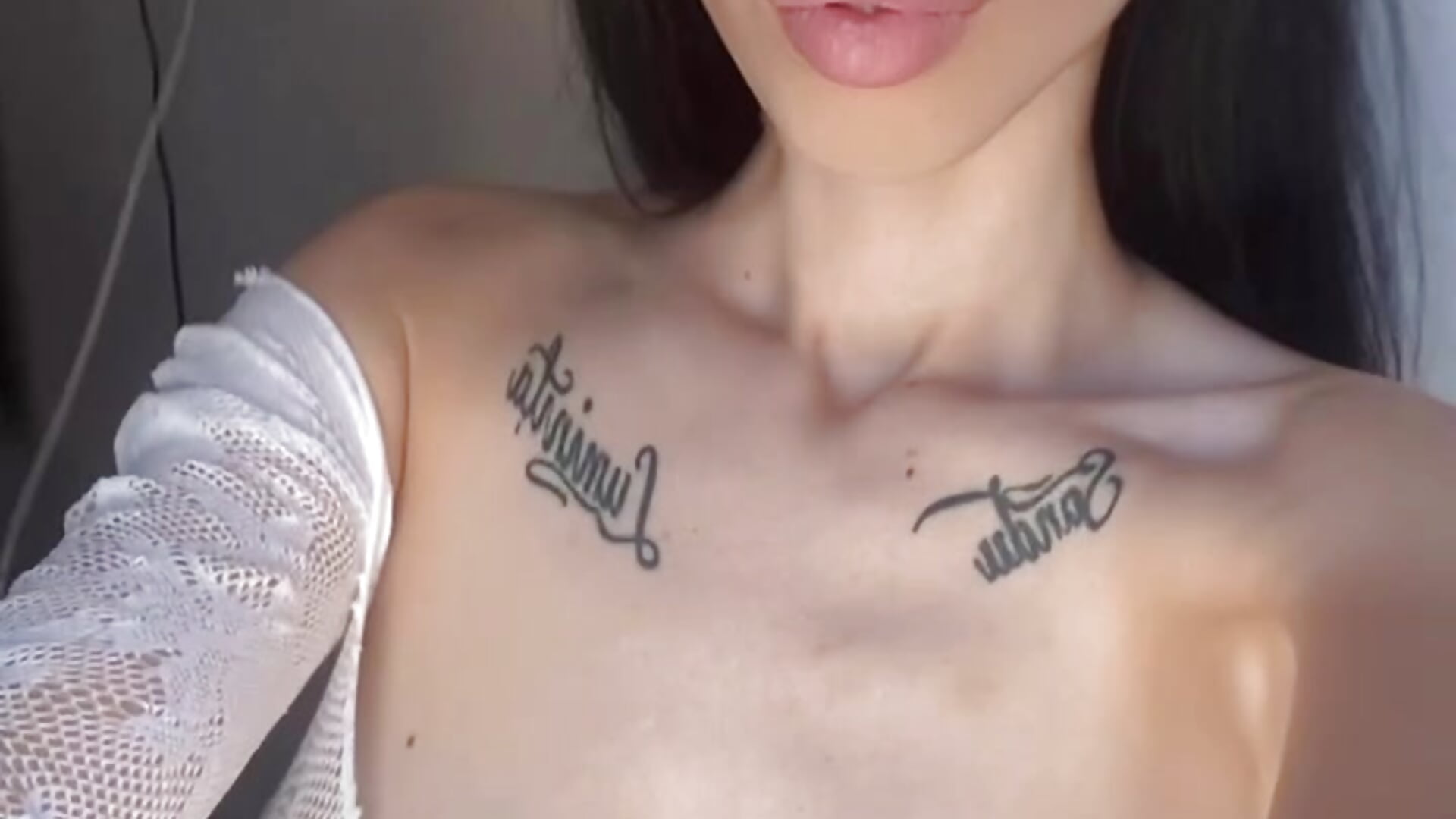 White🤍 - Celine_Roxelle 캠 모델의 동영상