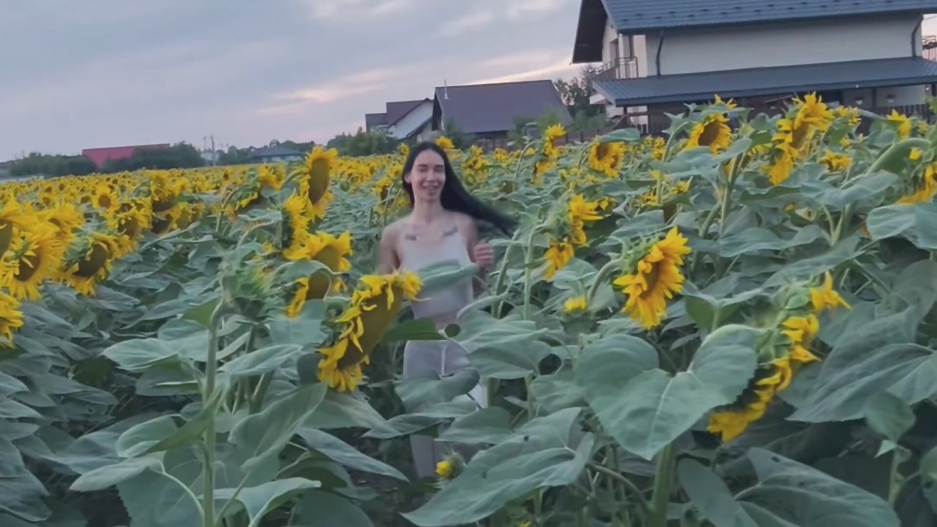 🌻 - clip cu Celine_Roxelle model videochat
