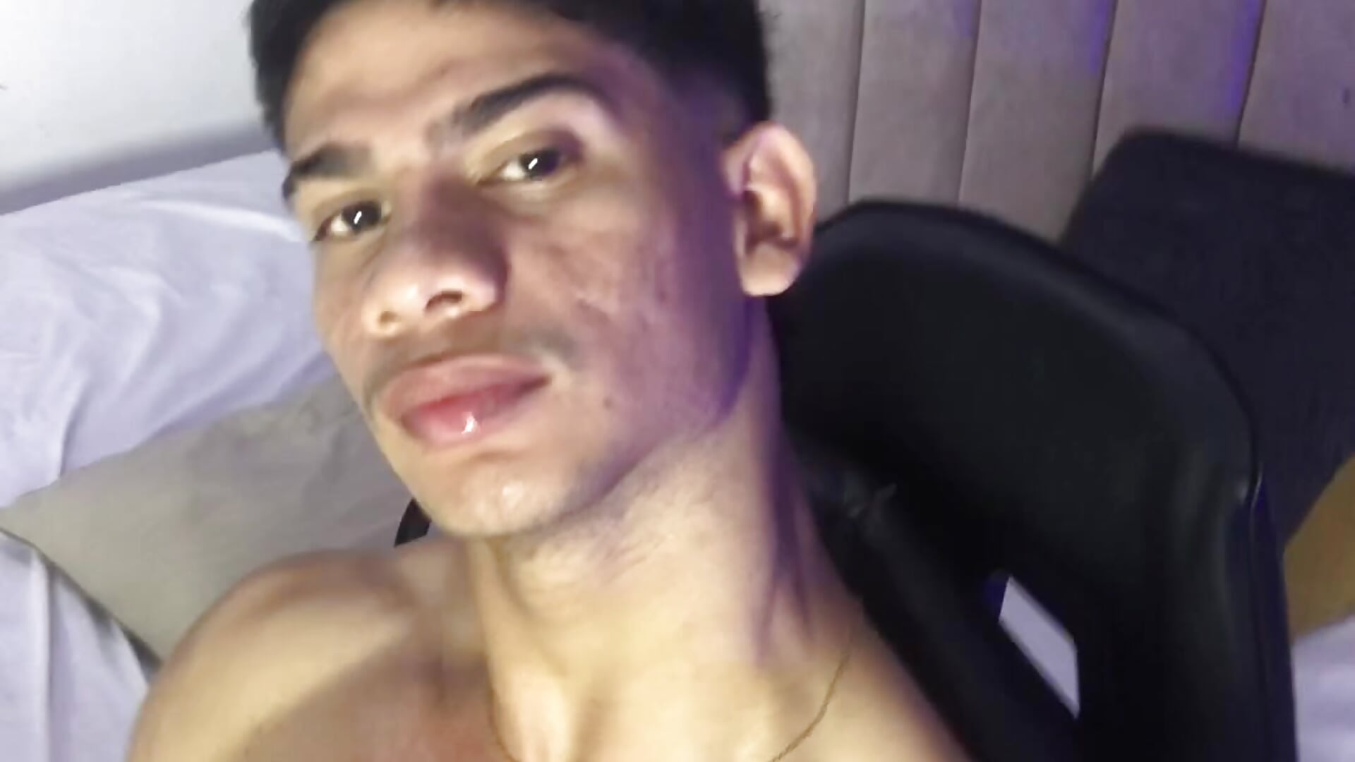 Kiss - video by ANDRES_STUD cam model