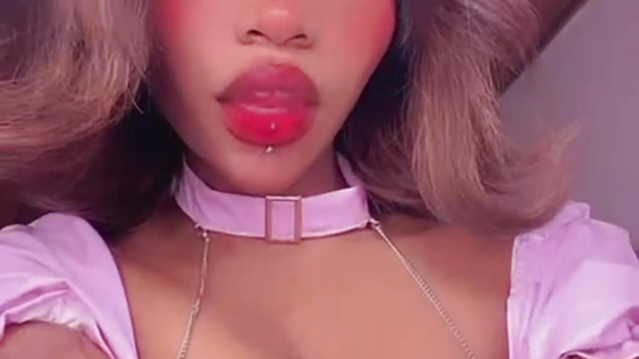 In line honey — filmik tylla_, modela(-lki) na kamerkach