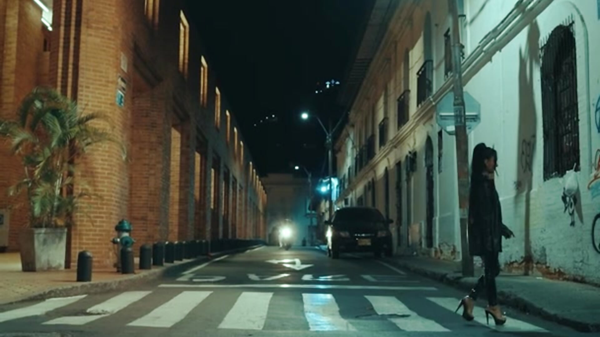 Meg - video by meganwolf_1 cam model