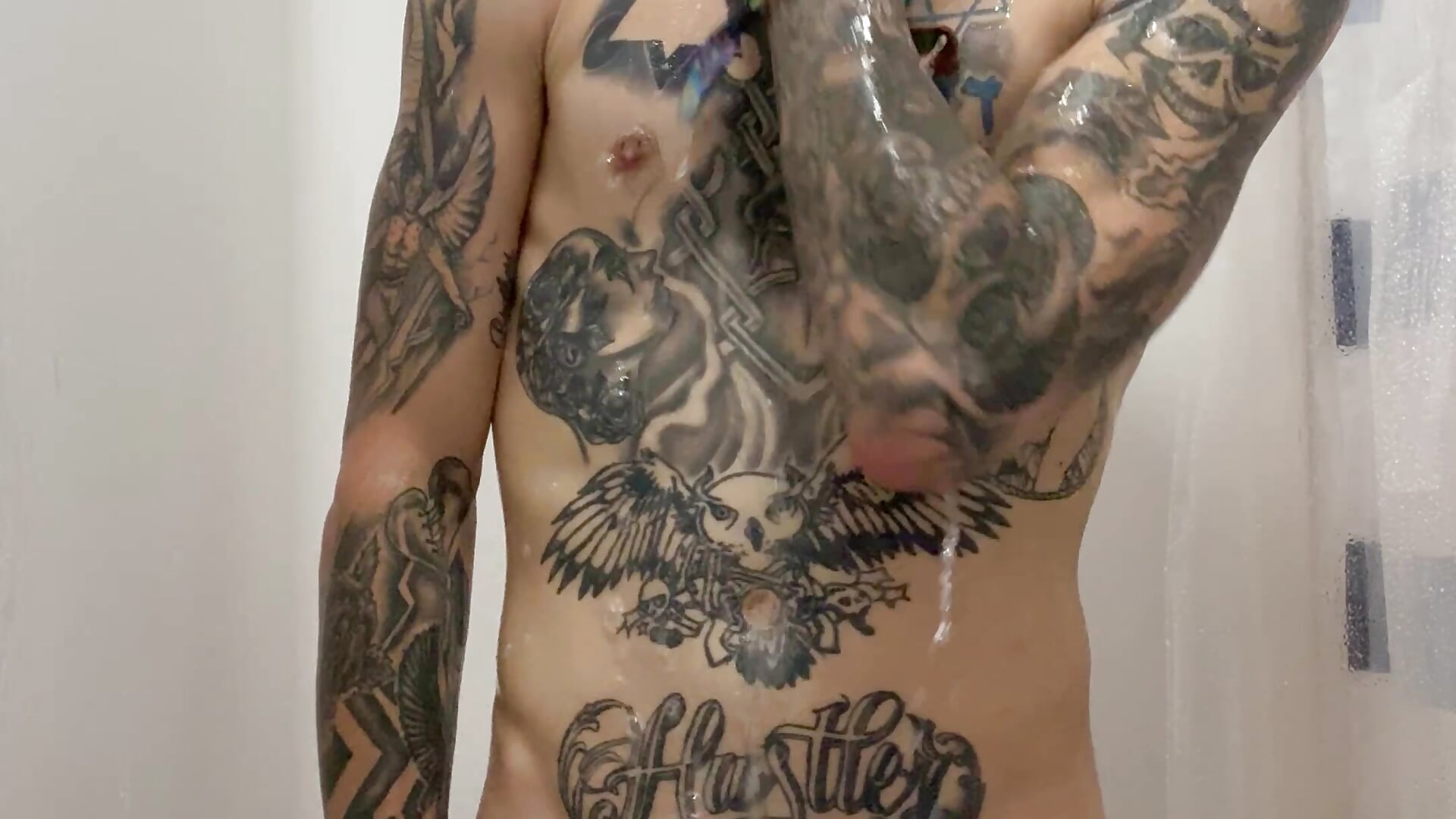 Drippin…. - video by KumWithTheKommas cam model