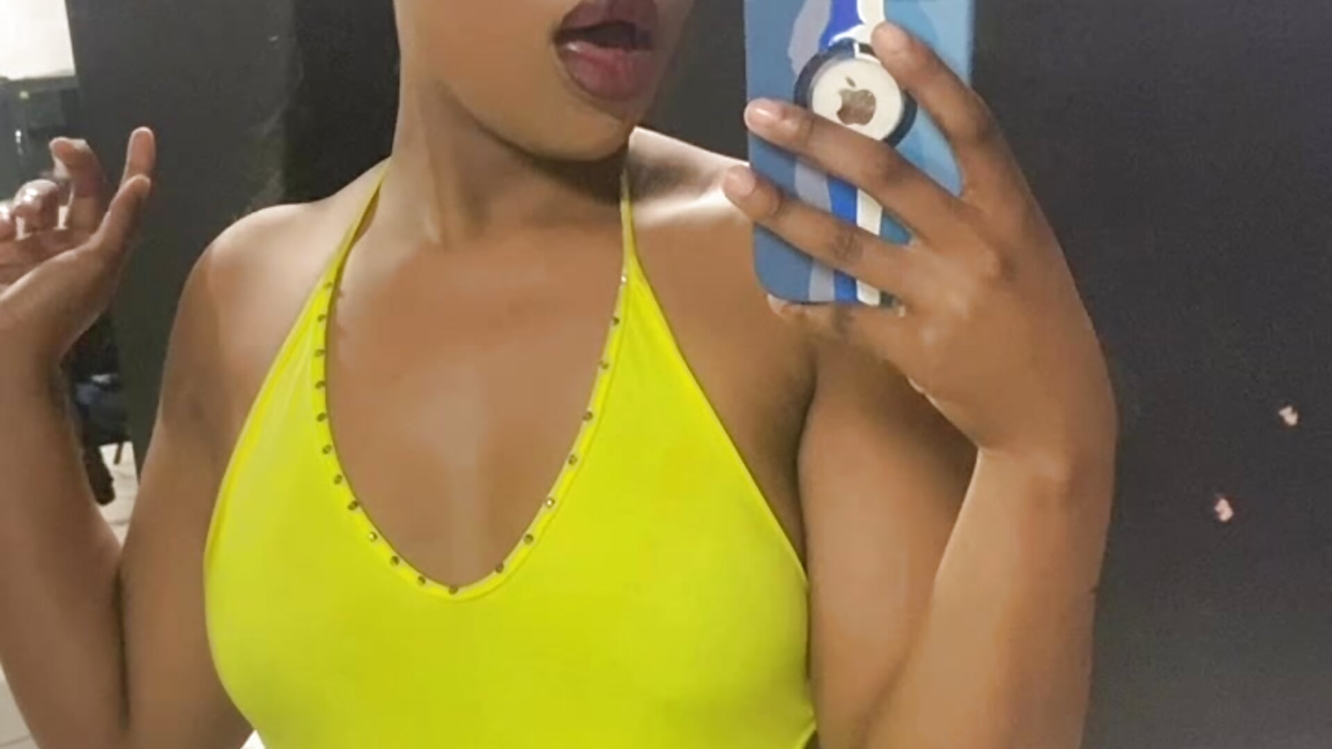 39ca703469c24833b4346c007431df73.mov - video by neyobae cam model