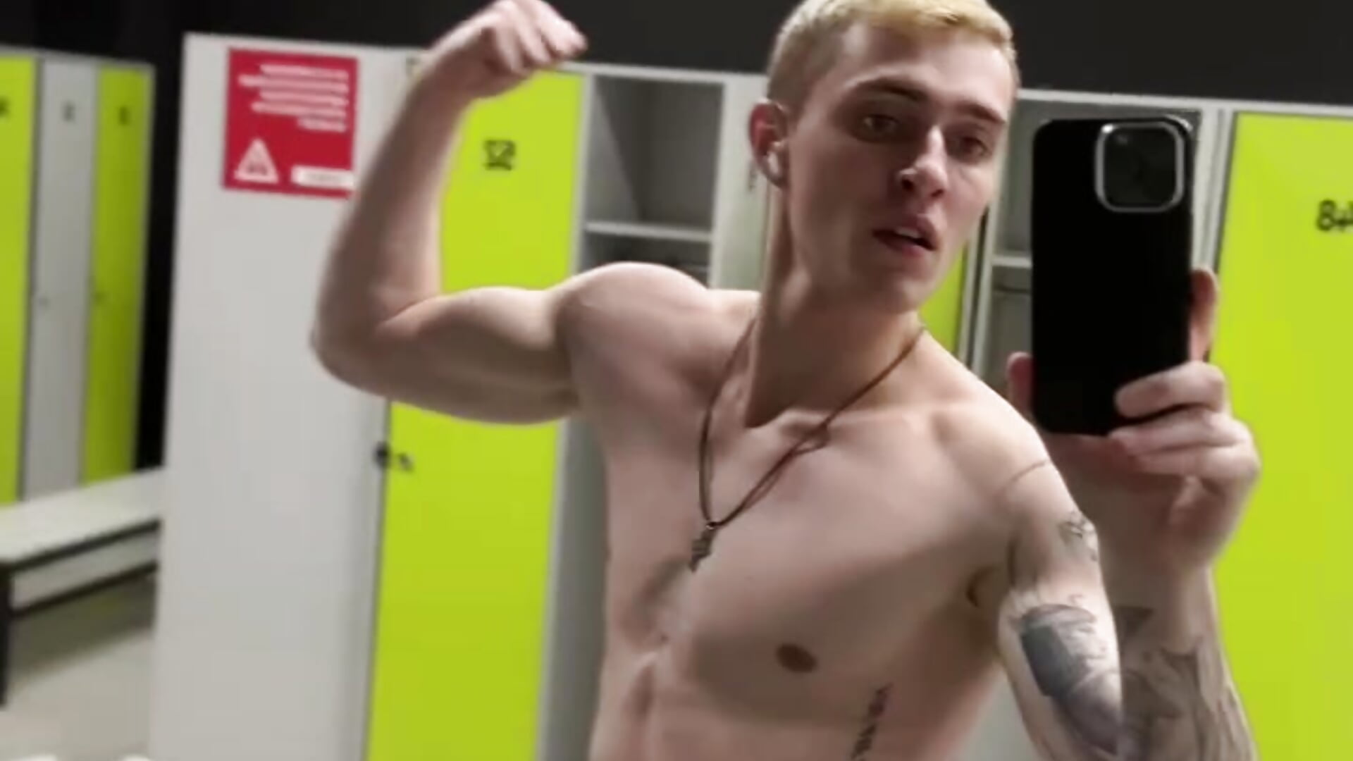 after training - video di crazybottom99 modella di cam