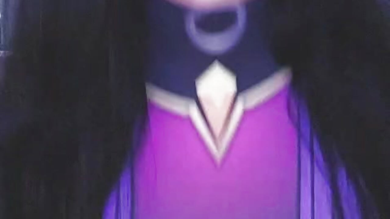 Reyna Cosplay - video od modelky/modela Gamergirl-Linela