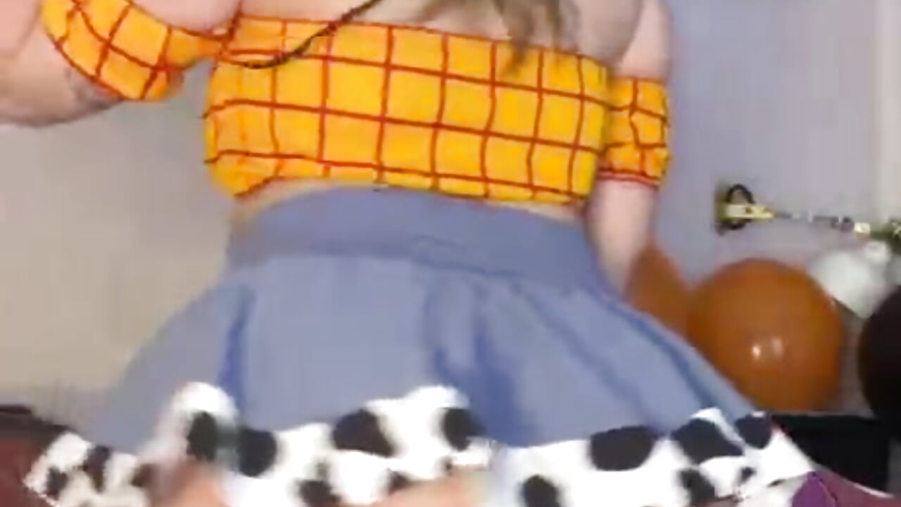 Cloee 🤠 - video by Cloee_Rainbow1 cam model