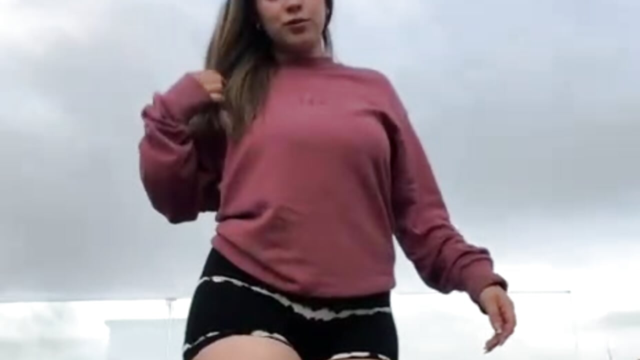 Cloee mood gym - video by Cloee_Rainbow1 cam model