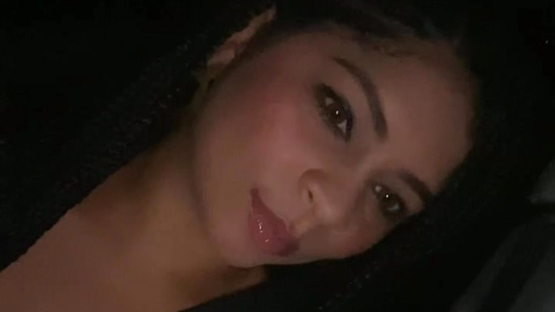 85969ded1efe4307a0c437234a26800f - video oleh model kamera Tana_latin