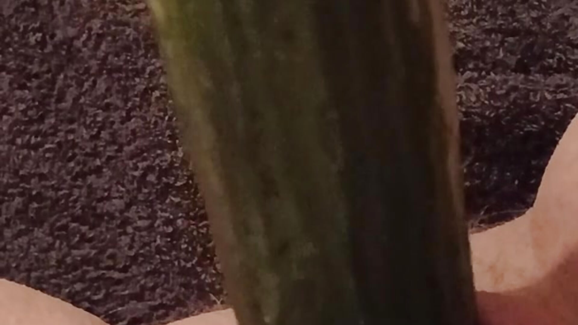 Cucumber creams me so good #mmmm - copy 4 Dec 14:11 - فيديو من NoLubricantNeeded موديل الكام