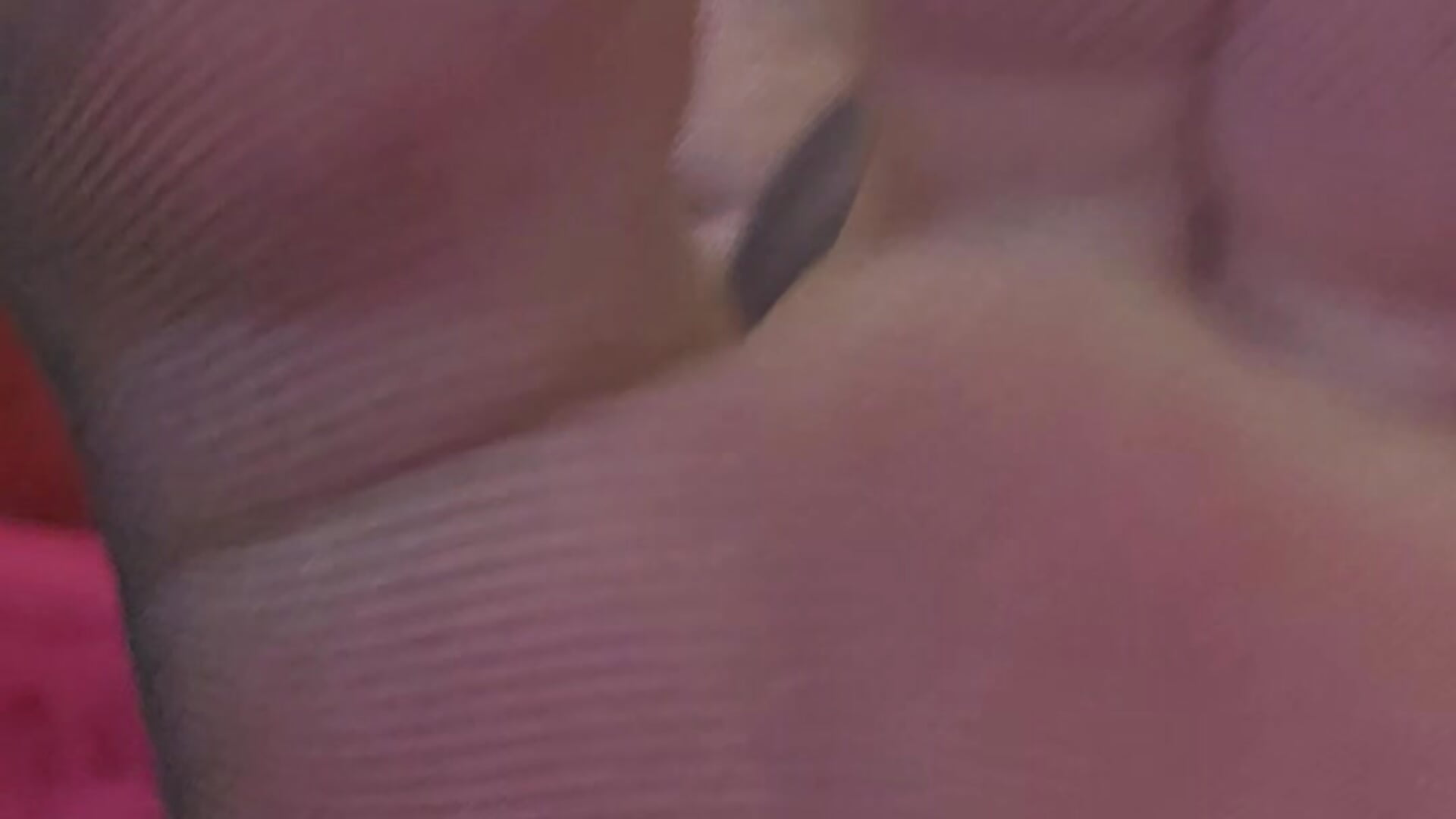 When you see nylon stockings on those athletic legs, admit it—you’re getting weak. – FetishLady89 videója